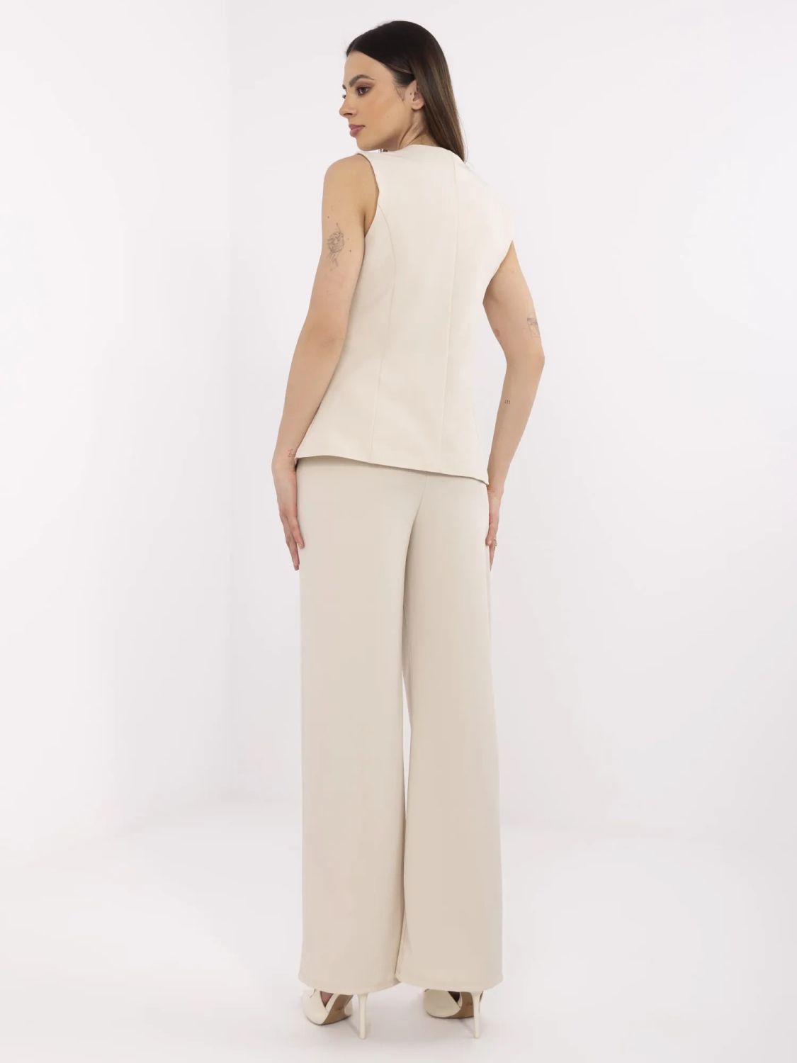 Eleganter beiger Anzug