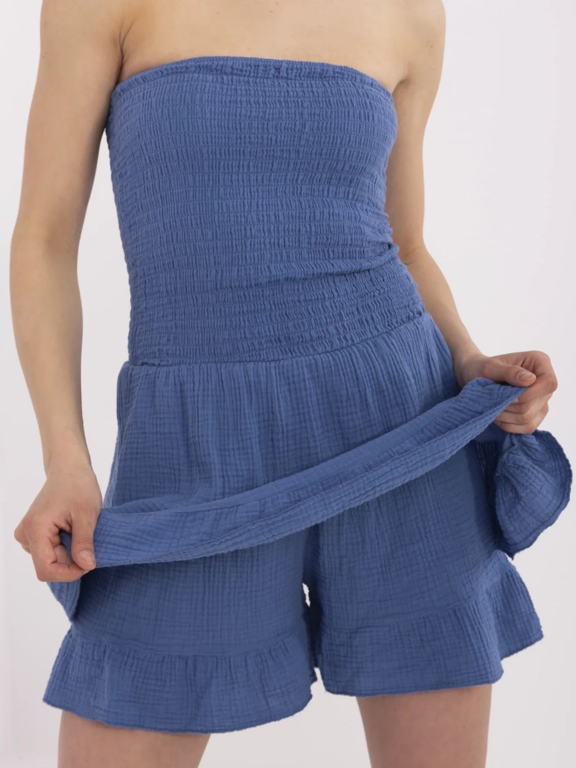 Kombination in Dunkelblau