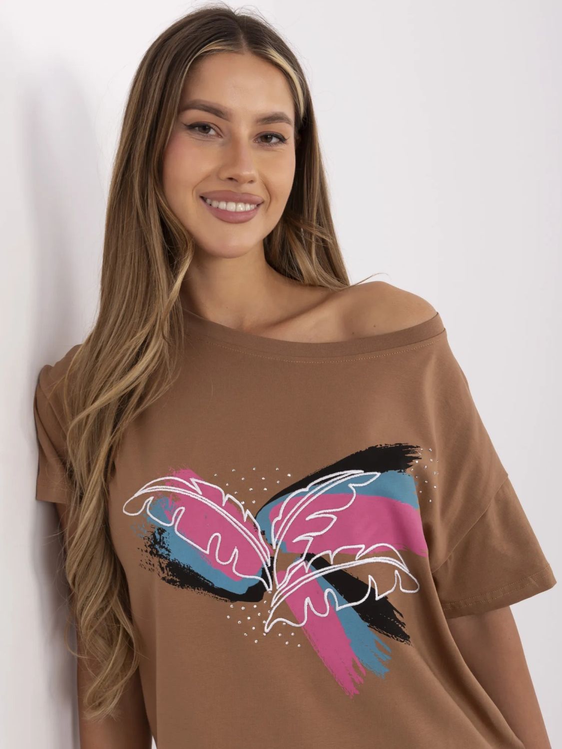 Stylisches T-Shirt mit Applikation in Beige