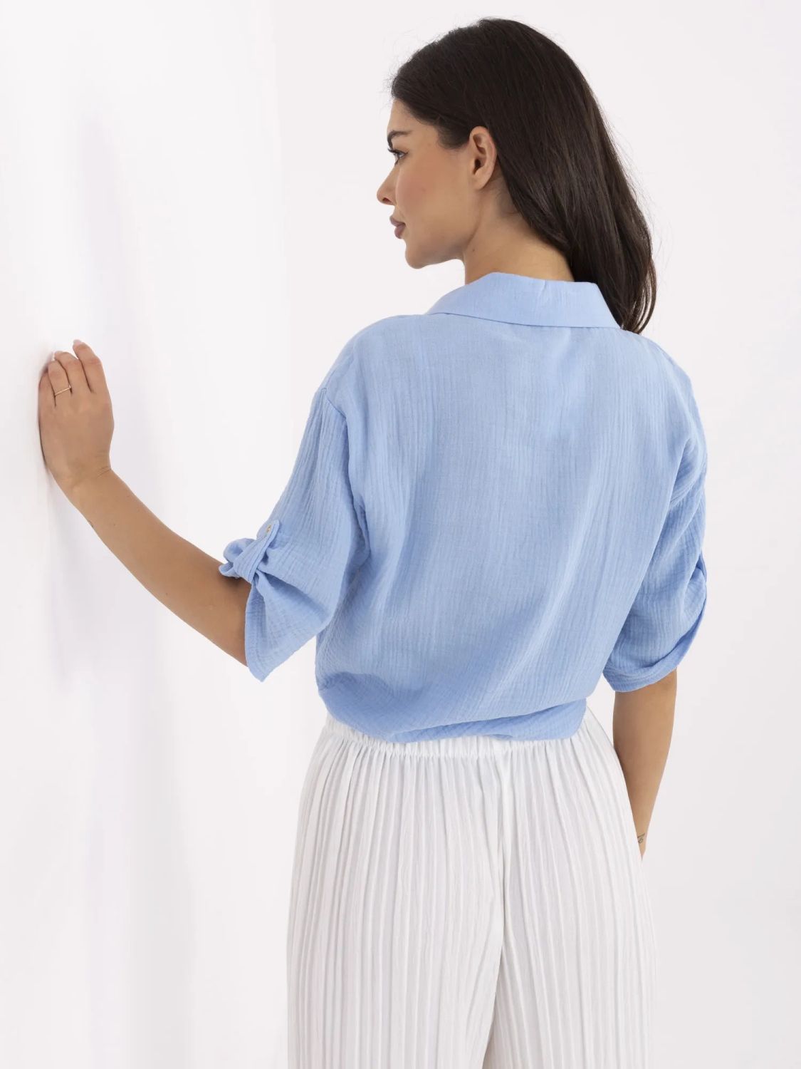 Blaue Bluse mit 3/4-Ärmeln