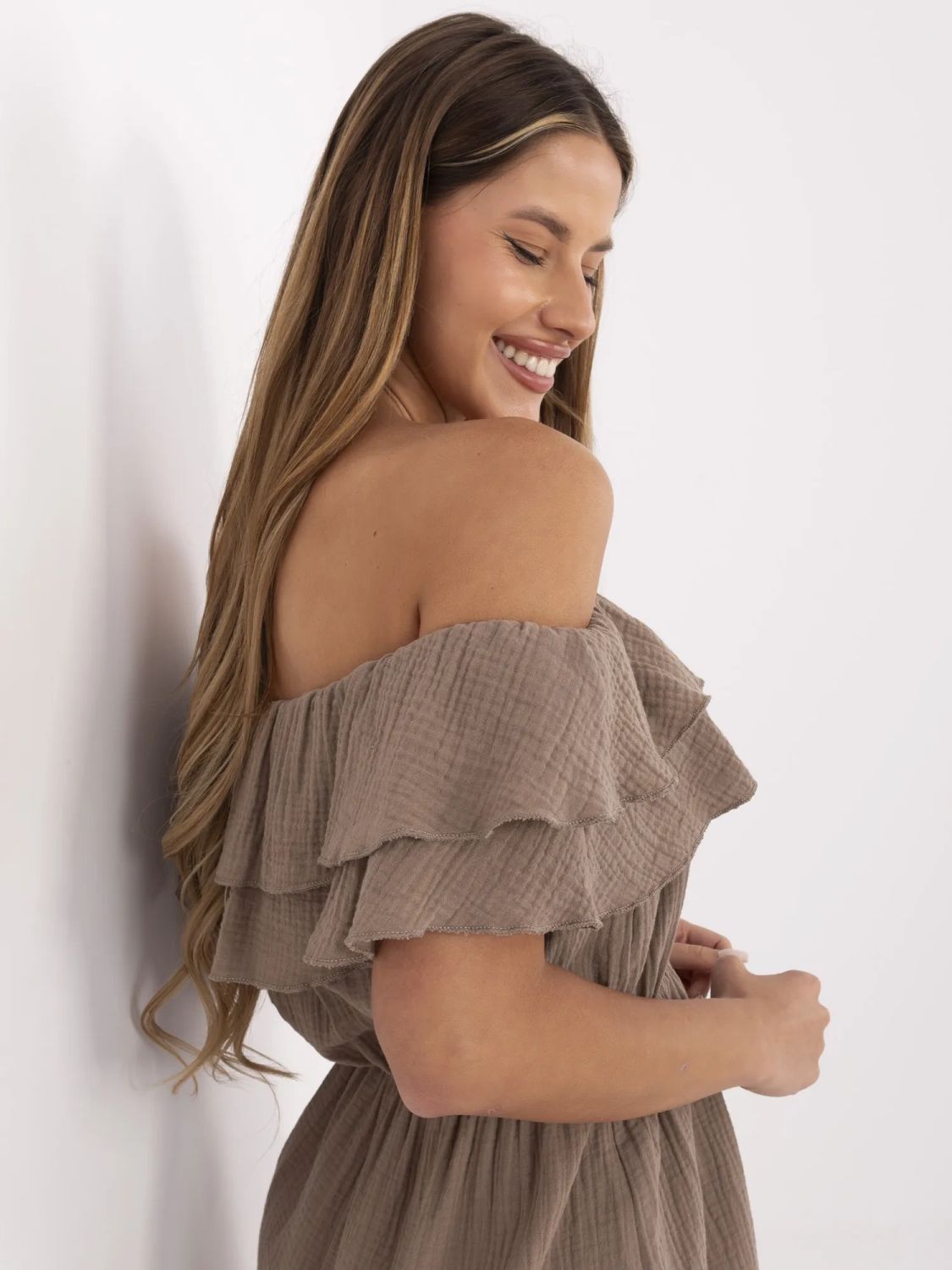 Kombination in dunkelbeige