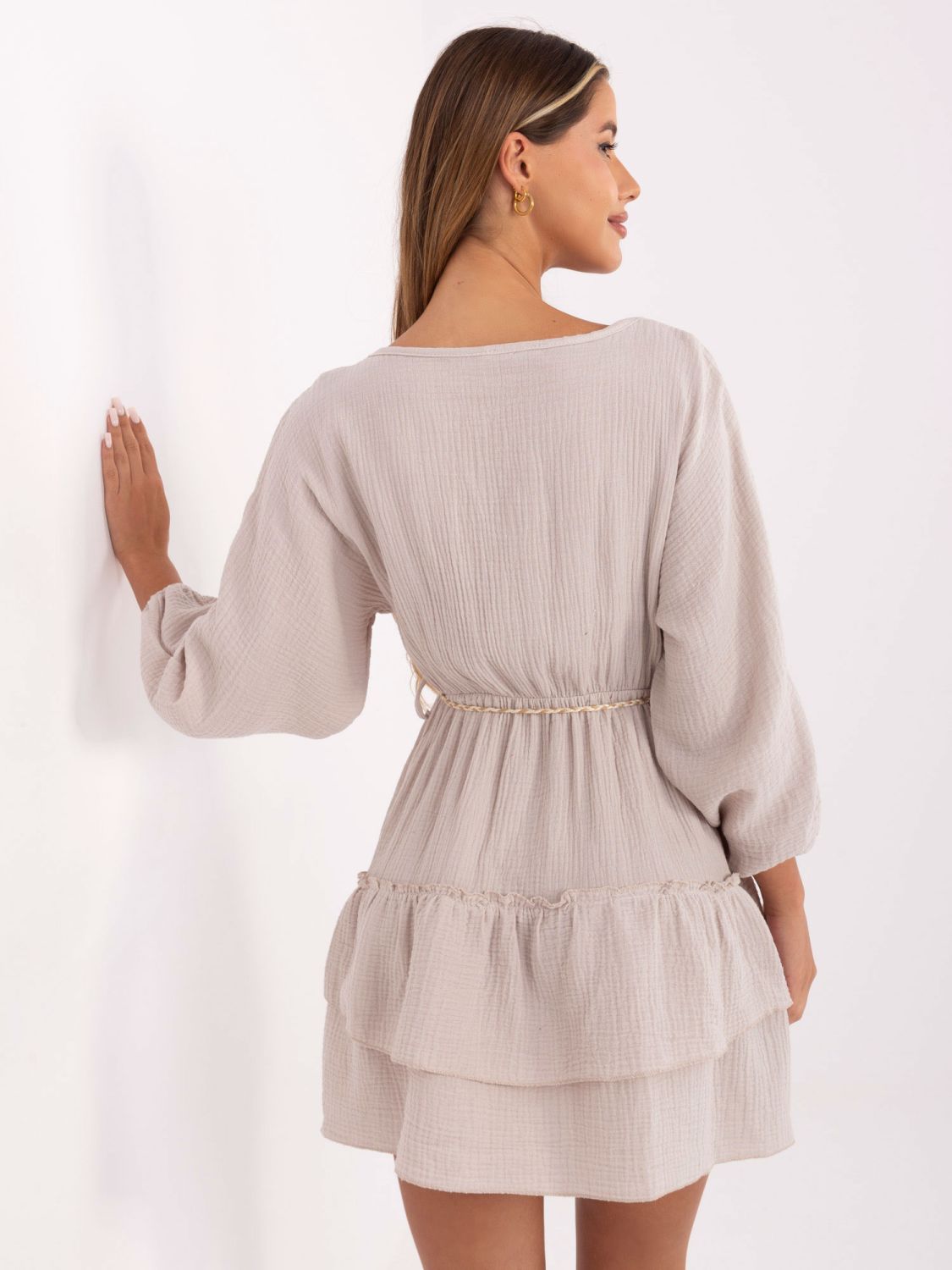 Beige ausgestellte Kleider mit langen Ärmeln