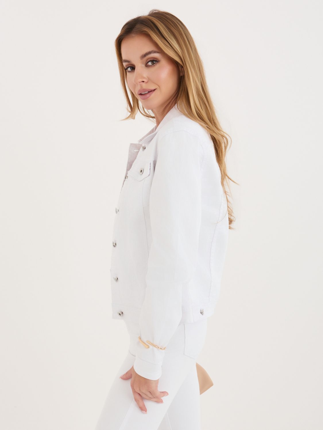 Weiße Jeansjacke mit Kragen