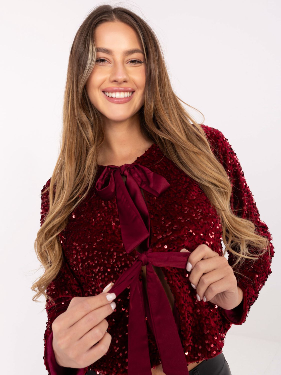 Eleganter kurzer Cardigan in Bordeaux mit Pailletten und Futter