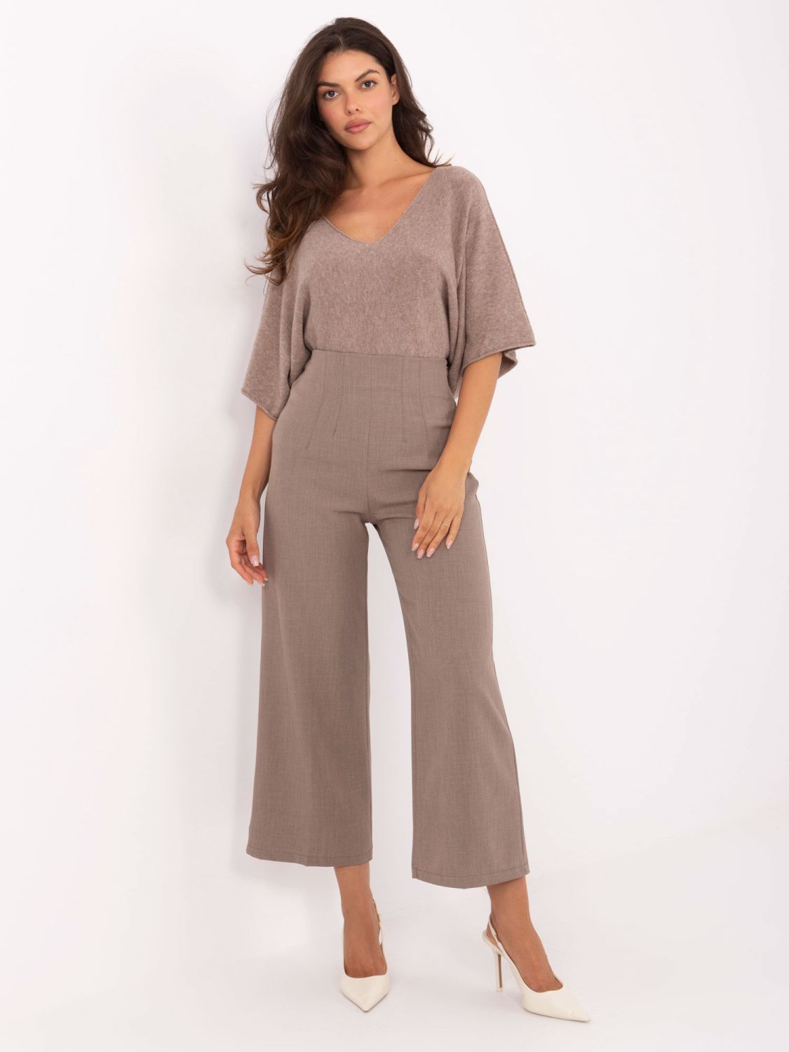 Elegante beige Hose mit hohem Bund