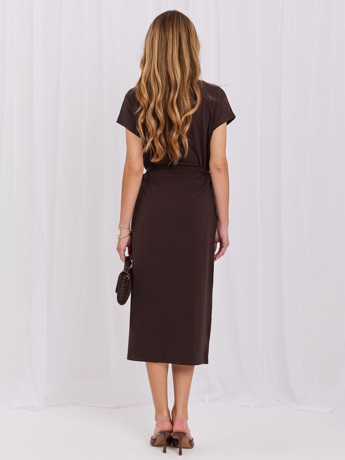 Braunes Midi-Kleid mit Gürtel