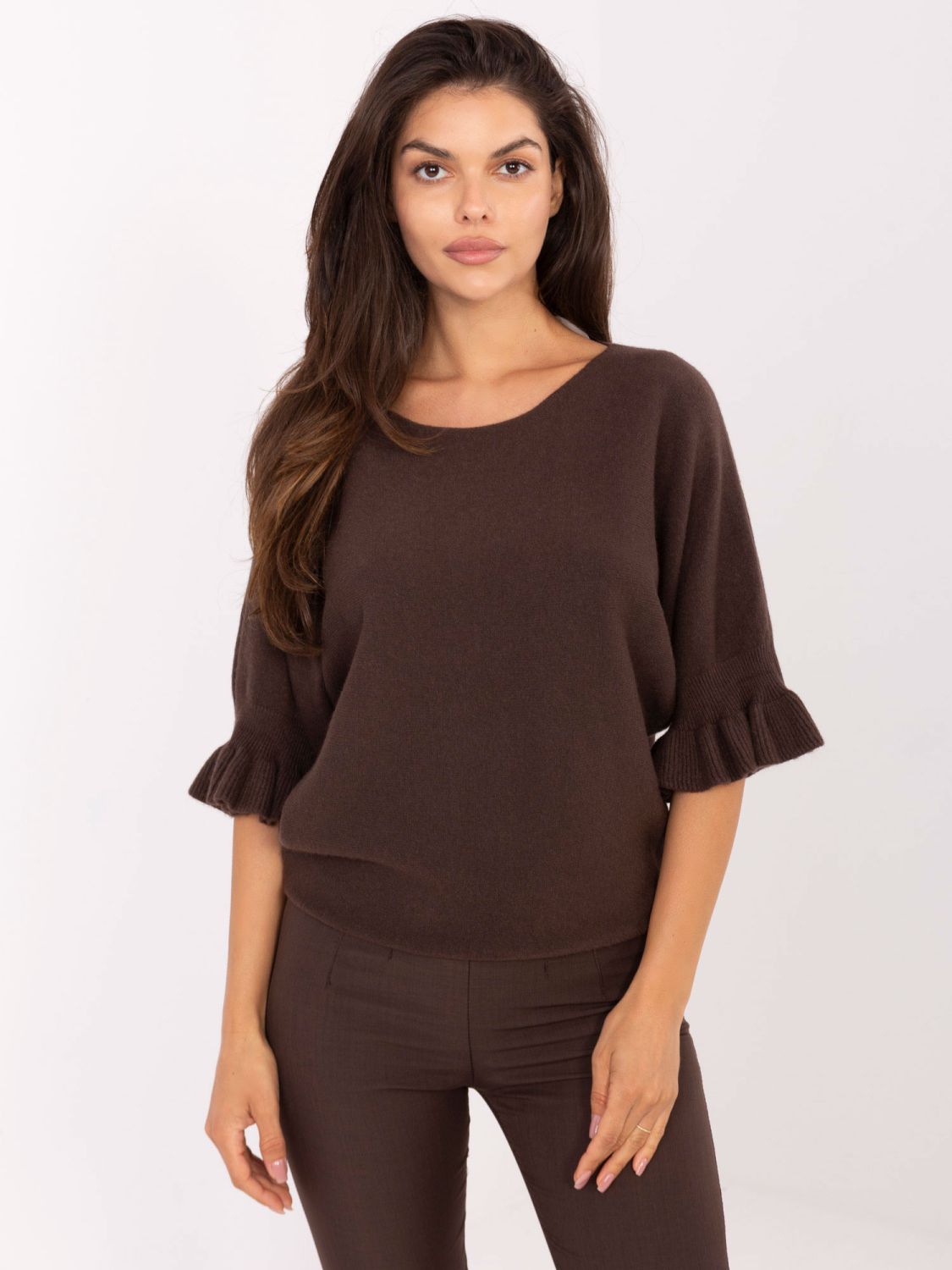 Eleganter brauner Pullover mit 3/4-Ärmeln