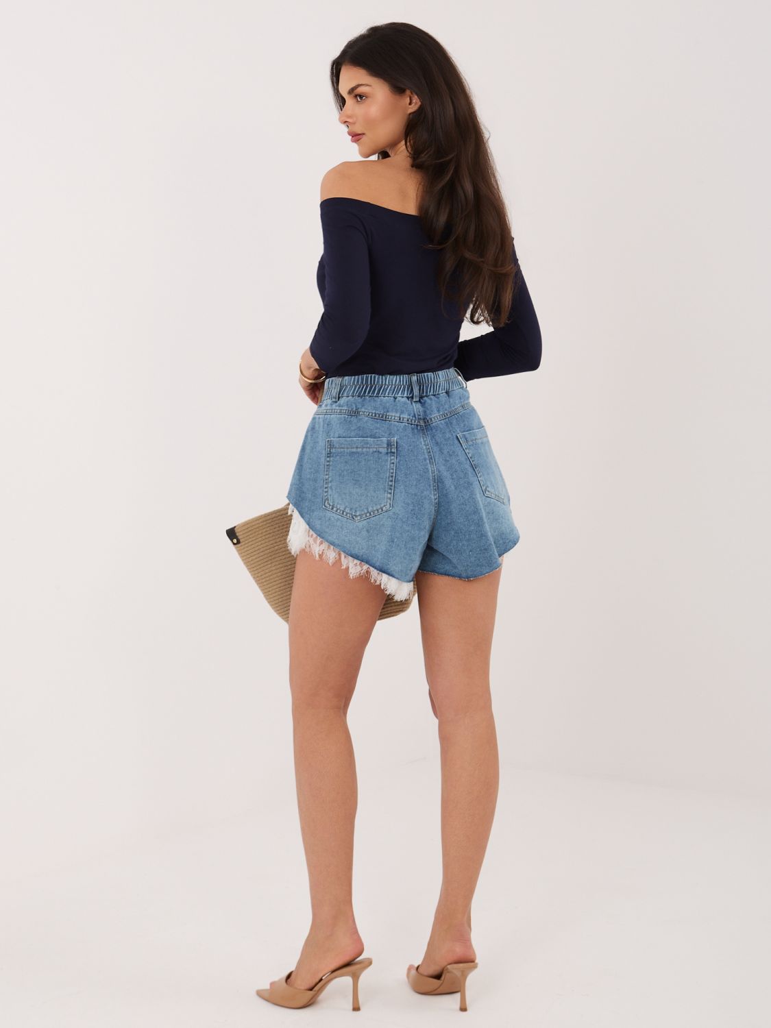 Kurze Damen-Jeansshorts mit Spitze, blau