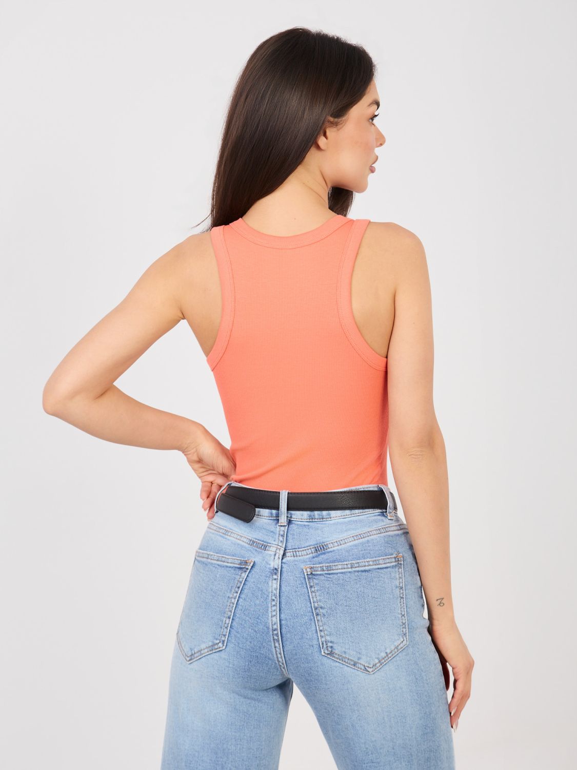 Geripptes ärmelloses Top in Orange