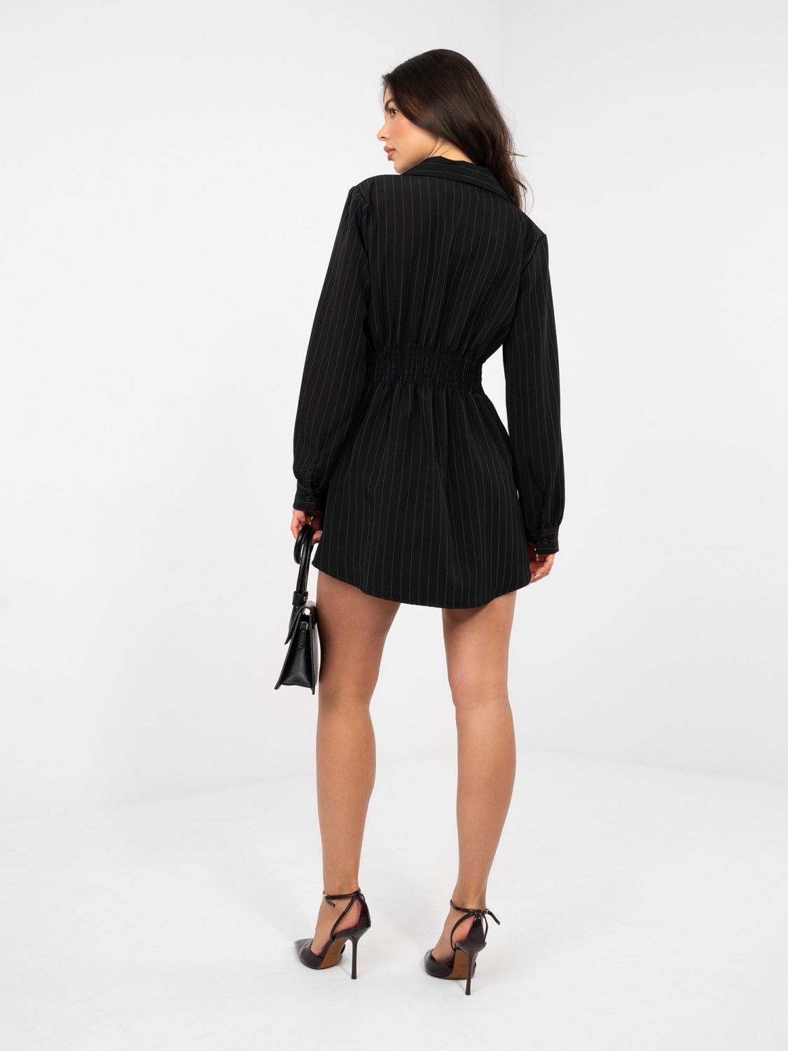 Schwarzes Hemdblusenkleid mit Streifen und Kragen, Mini-Länge