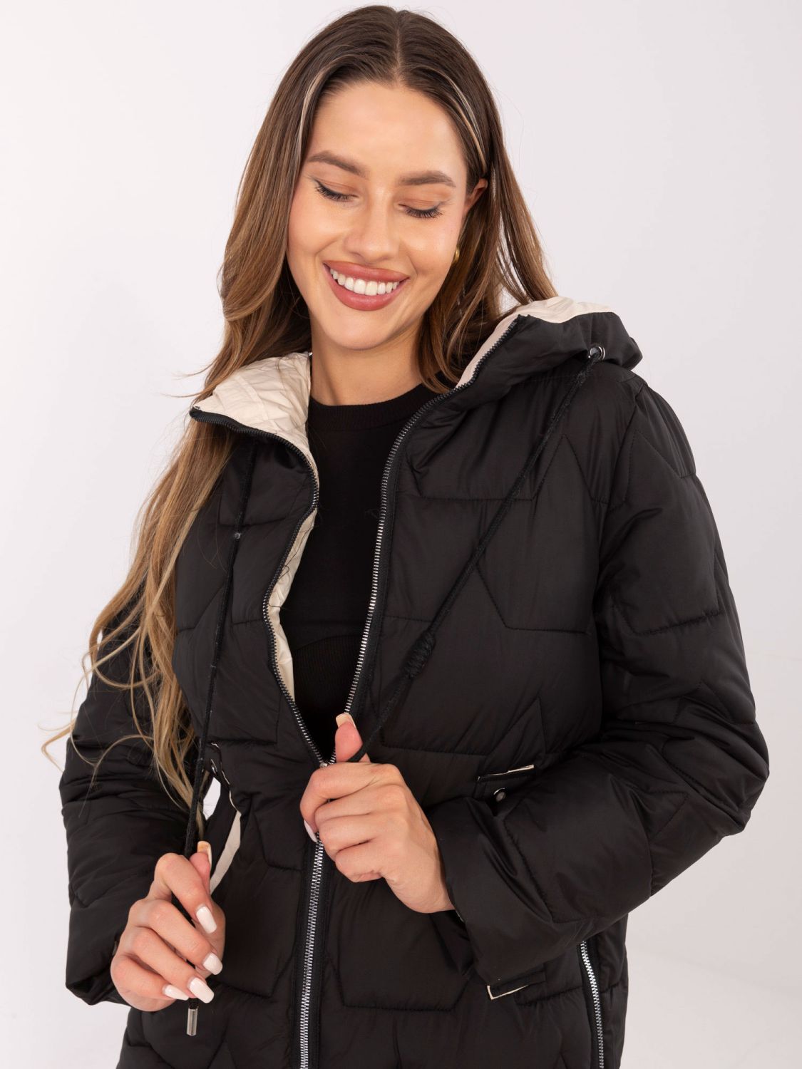 Stylische schwarze Übergangsjacke