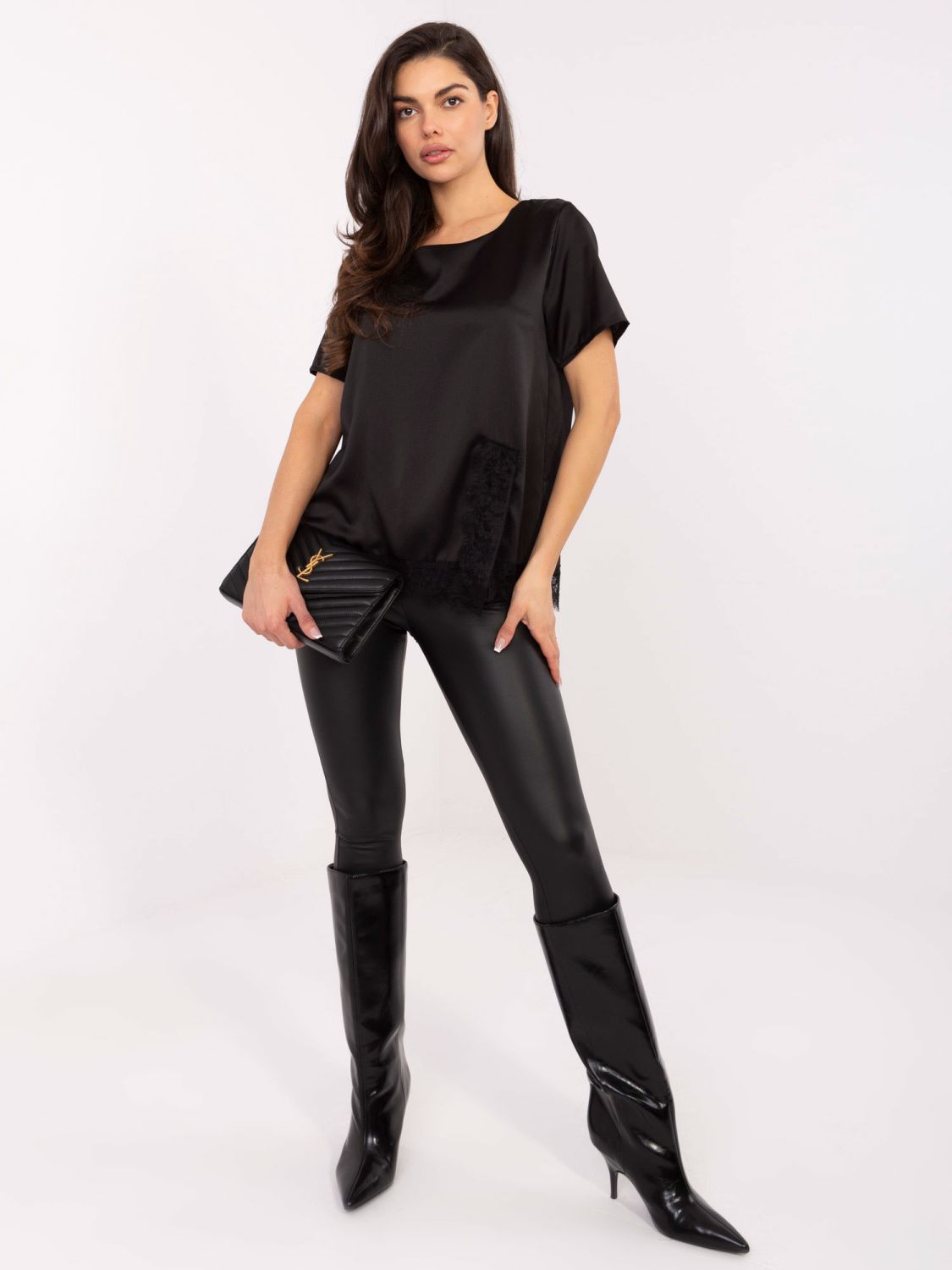 Elegante schwarze Bluse mit Spitze