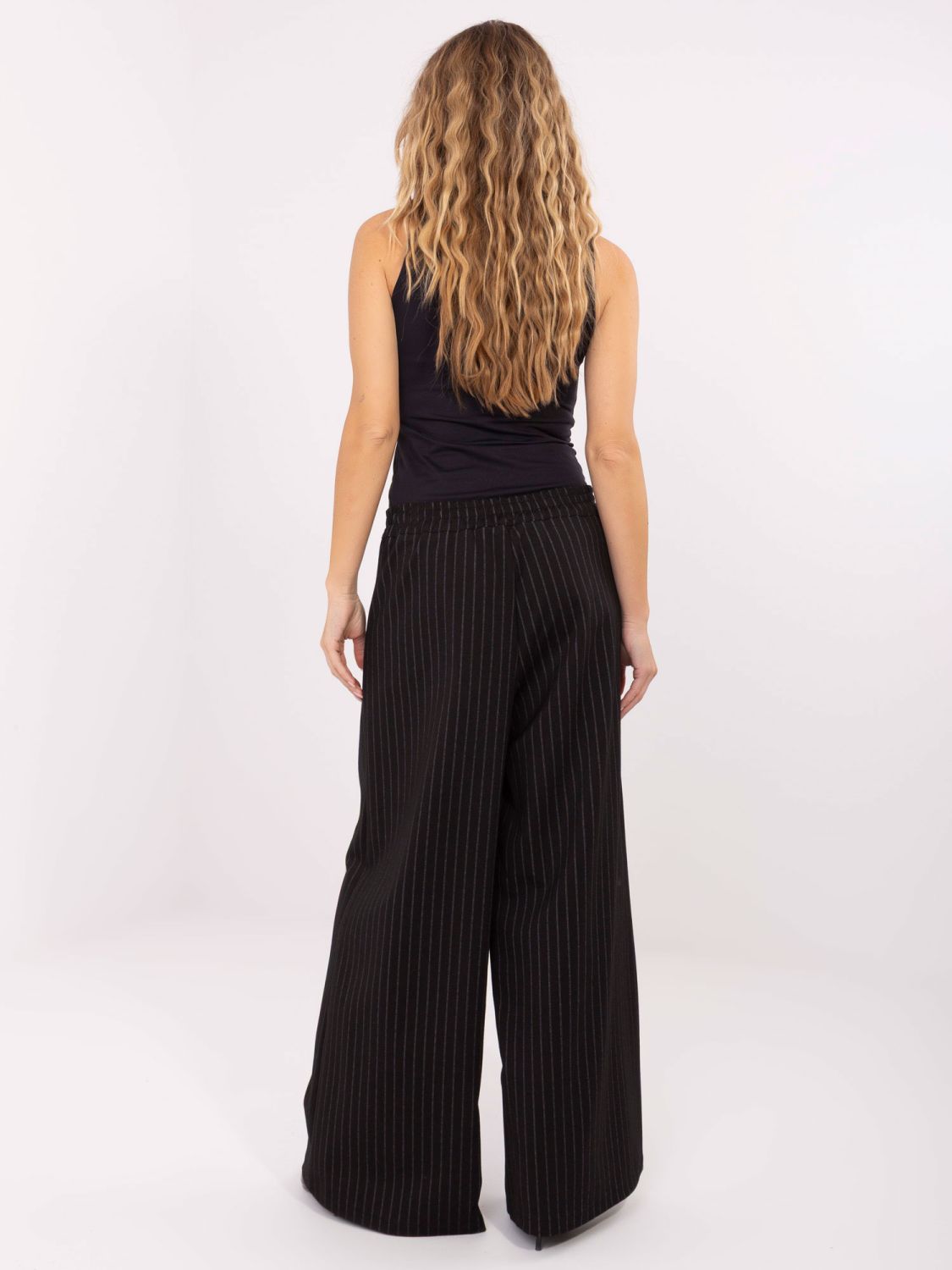 Elegante schwarze Palazzo-Hose mit Streifen