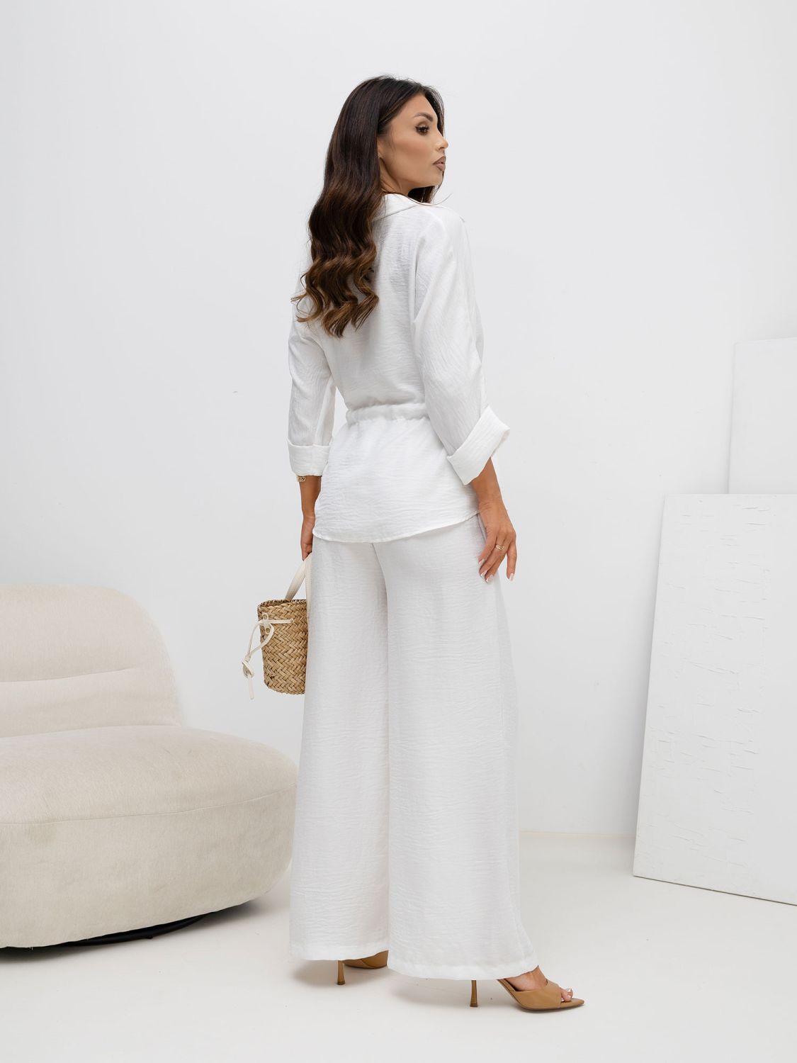 Elegantes Set aus Hemd und Hose in Weiß