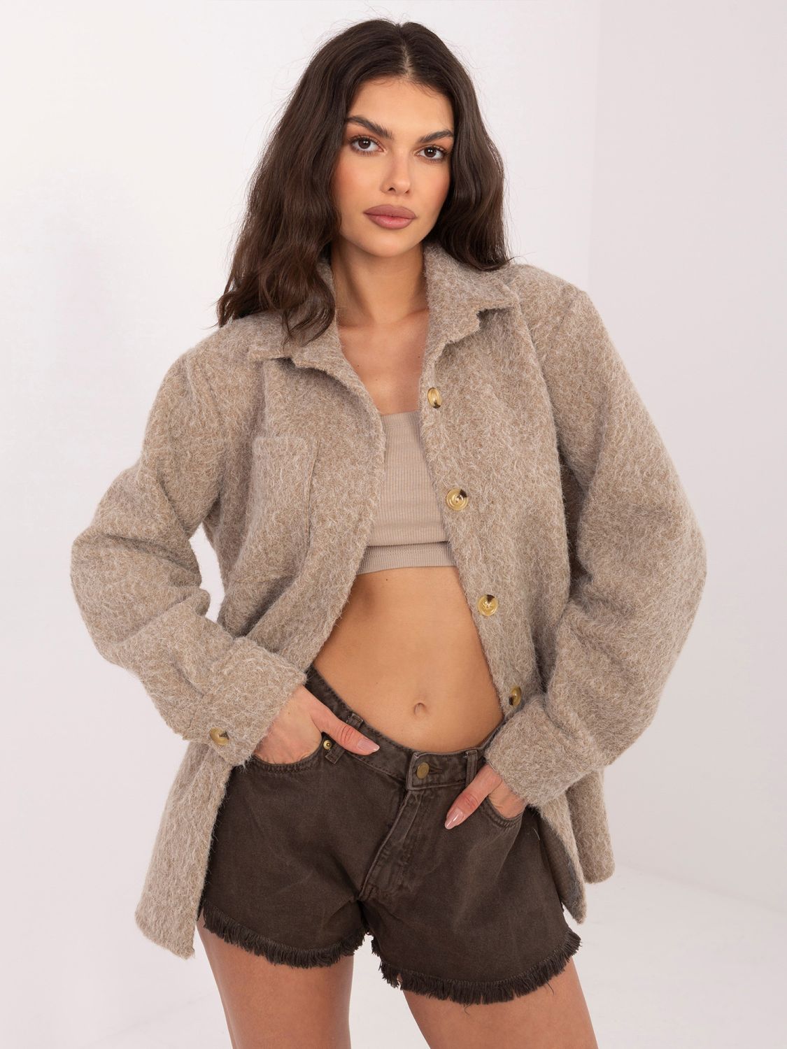 Beige Übergangsjacke mit Kragen und Taschen