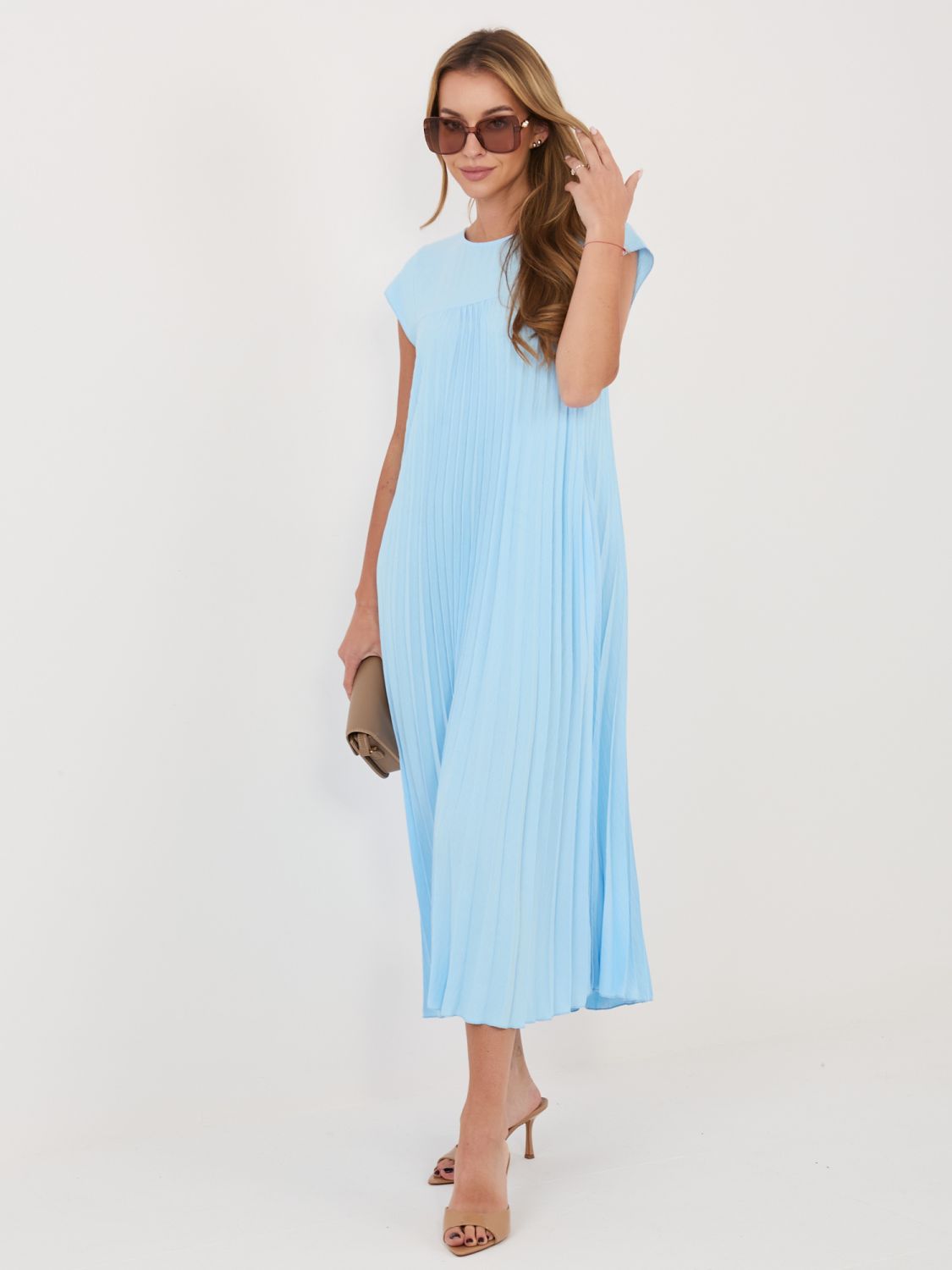 Blaues Midi-Cocktailkleid mit Taschen