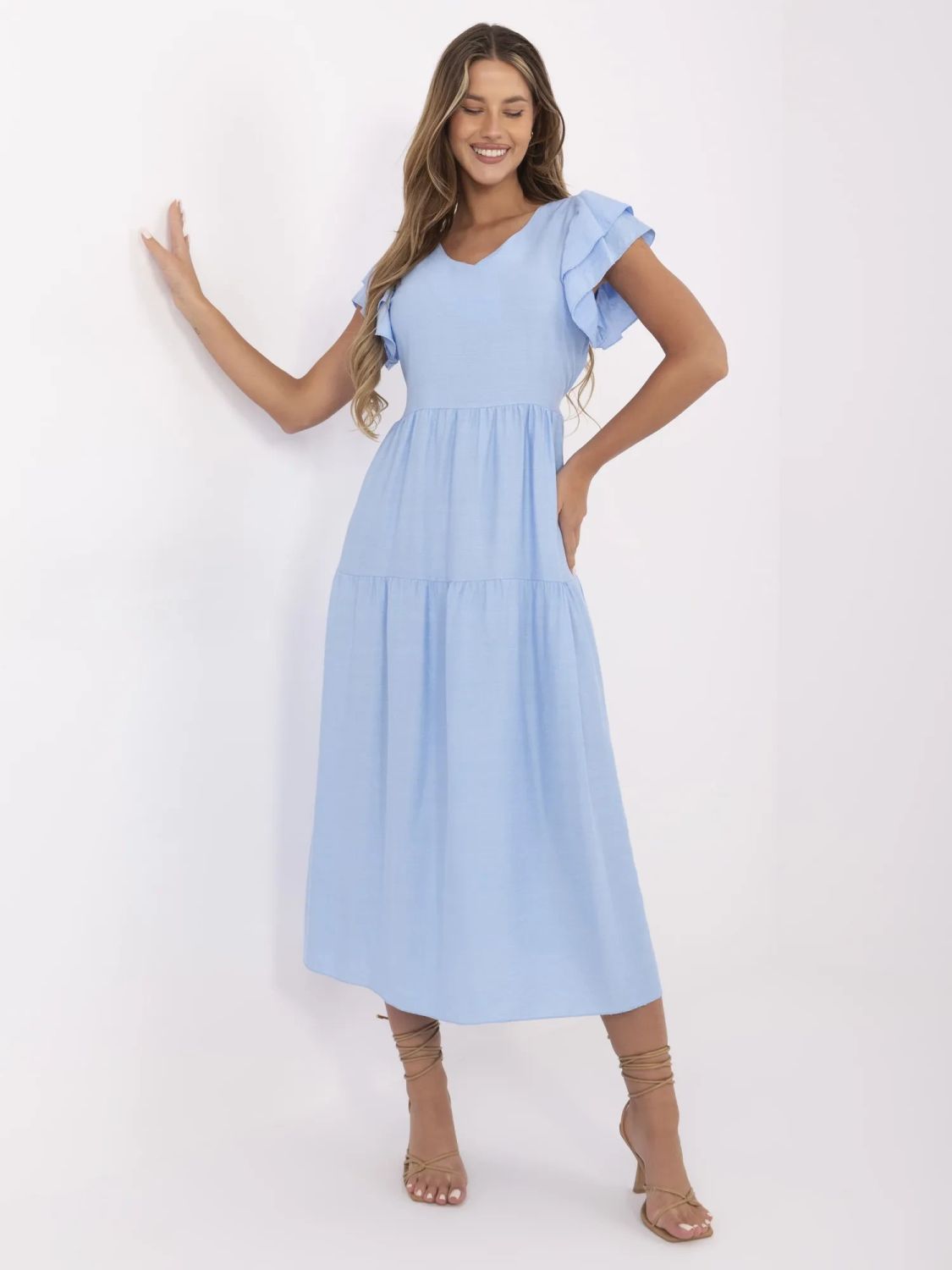 Ausgestellte Sommerkleid in hellblau