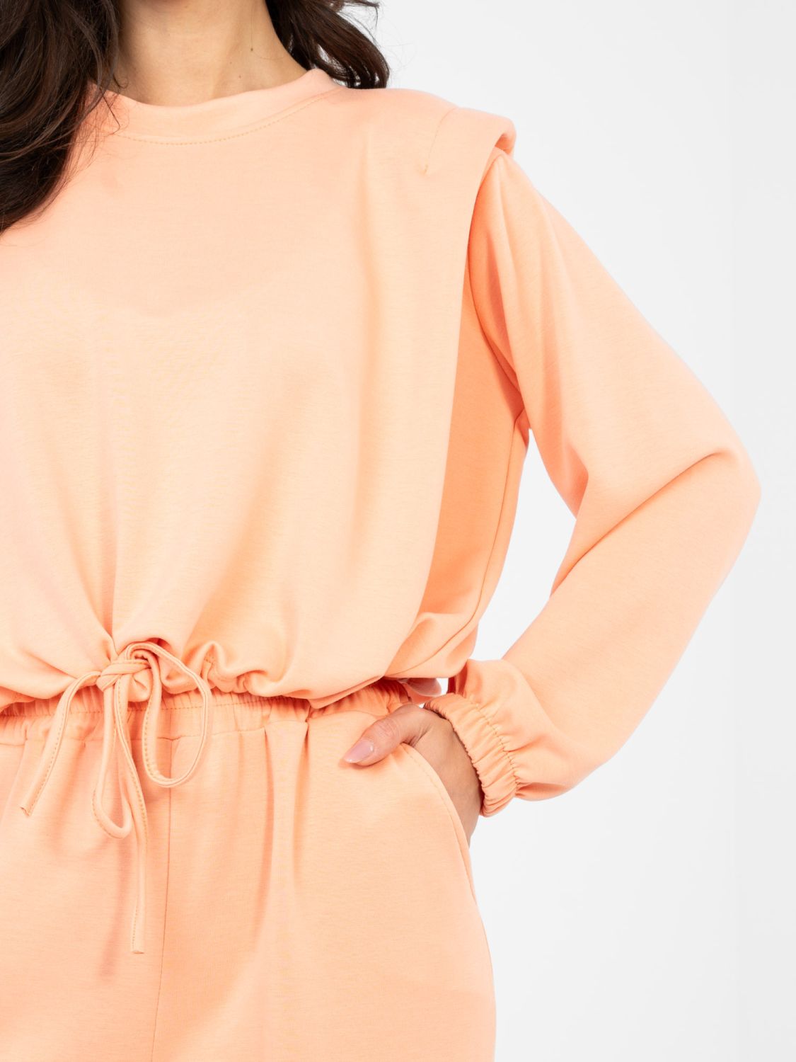 Damen-Set in Orange mit Bindegürtel und langen Ärmeln