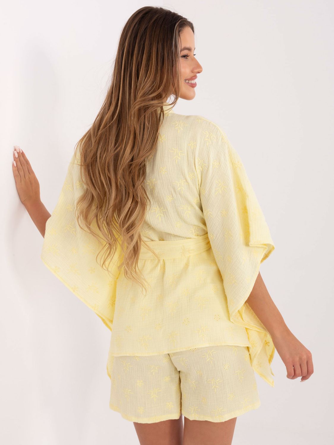 Stylisches Set in leuchtendem Gelb