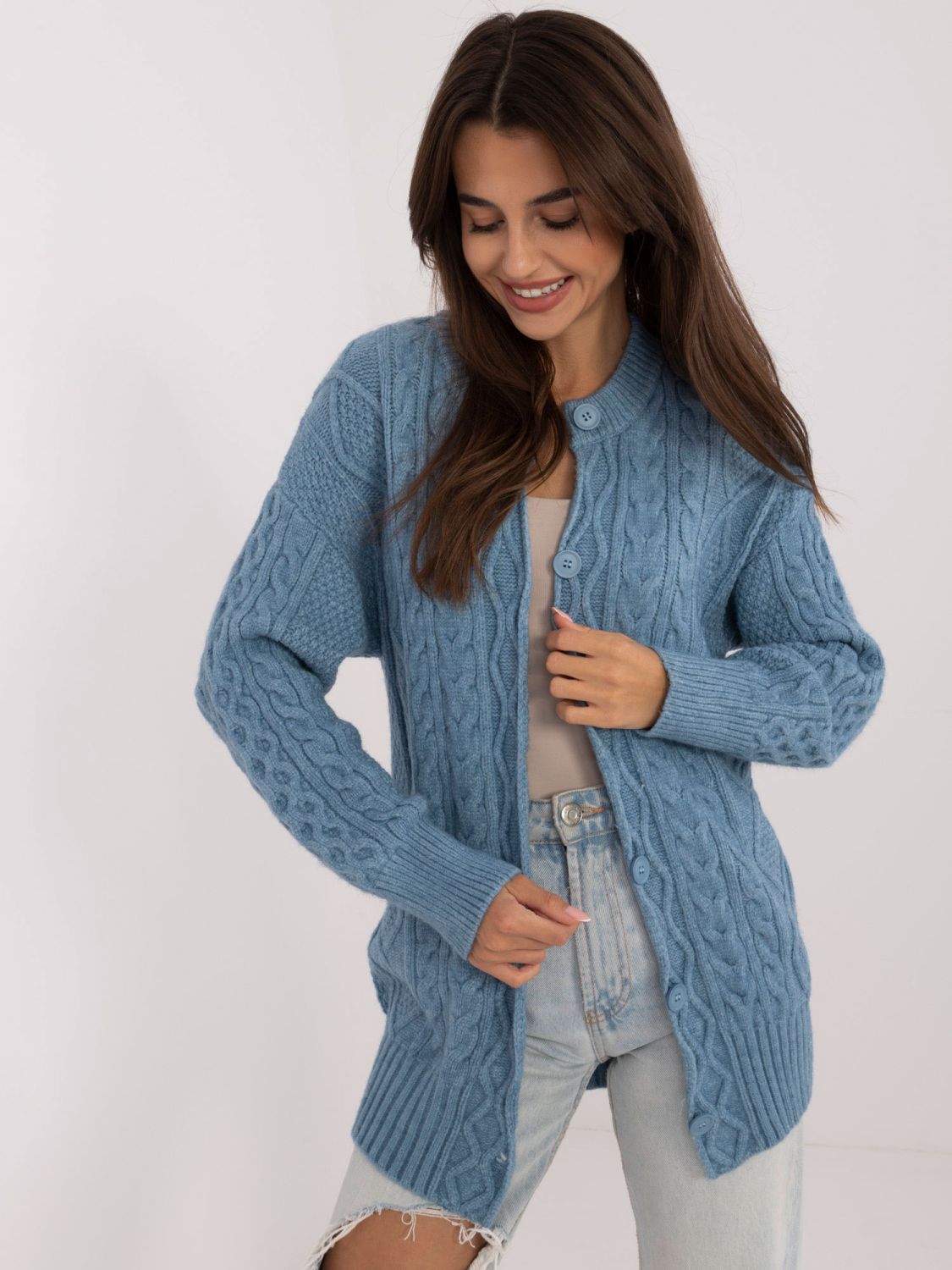 Langer blauer Strickcardigan mit Knöpfen und Strukturmuster