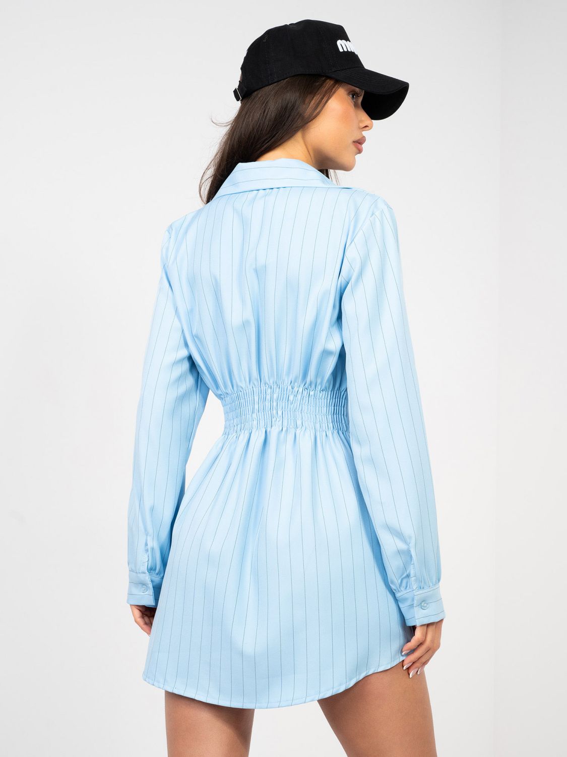 Gestreiftes Hemdblusenkleid in Mini-Länge, blau