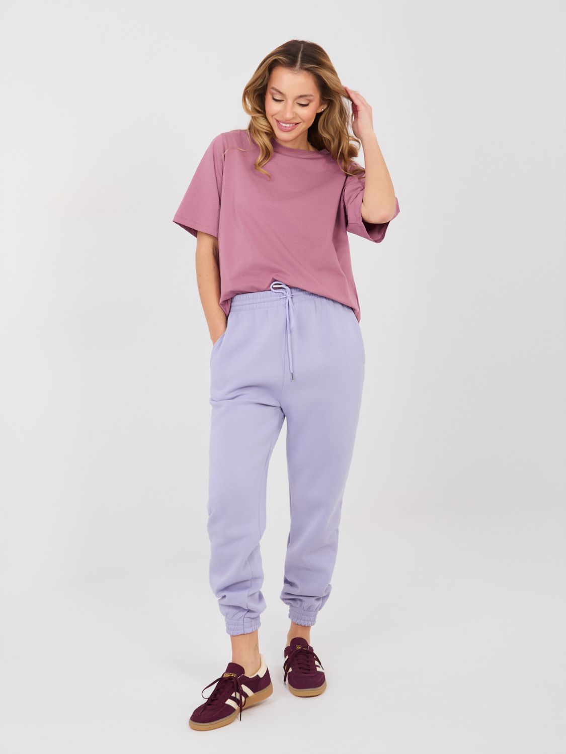 Damen-Jogginghose in Flieder mit hohem Bund