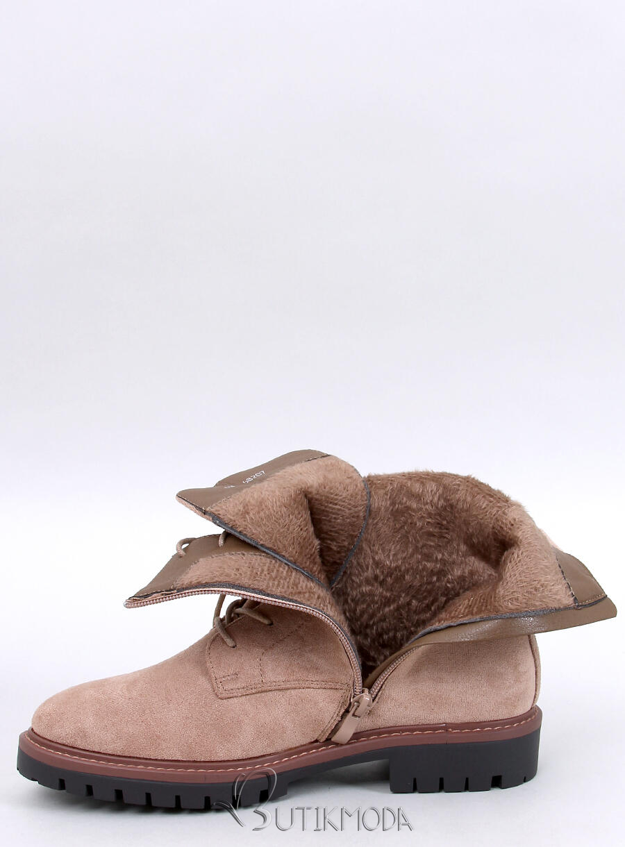 Warme Schnürstiefel in Beige