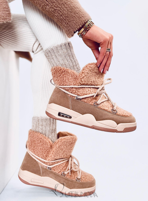 Schneeschuhe im Sneaker-Design Beige