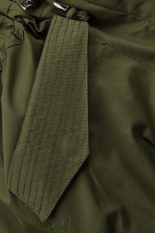 Jacke mit hochabschließendem Kragen olivgrün