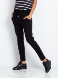 Stylische schwarze Sporthose