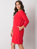 Stylisches rotes Kleid mit langen Ärmeln