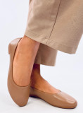 Ballerinas aus Leder Beige