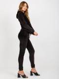 Schwarzes Damen Velours-Set mit Hose und Hoodie
