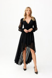 Asymmetrisches schwarzes Maxi-Kleid mit langen Ärmeln