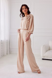 Beigefarbene Bluse Giana mit Rosenapplikation
