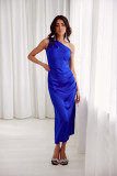 Satin-Midikleid mit einem Schulterträger in intensivem Blau
