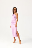 Satiniertes Midi-Kleid mit einem Schulterträger in Flieder