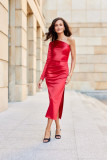 Satiniertes Midi-Kleid mit einem langen Ärmel in Rot