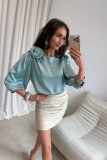 Mintfarbene Bluse mit Rosenapplikation