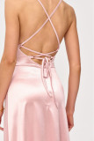 Satiniertes Maxi-Kleid mit Rückenschnürung in Rosa