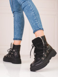 Schwarze Damen Schneestiefel mit Lammfell Shelovet
