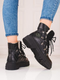 Schwarze Damen Schneestiefel mit Lammfell Shelovet