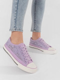 Lila durchbrochene Sneakers