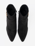 Elegante schwarze Stiefeletten mit Schmuckakzent