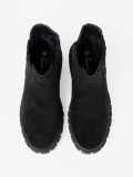 Stylische schwarze Stiefeletten mit Plateau