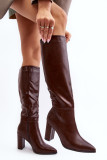 Braune kniehohe Stiefel mit Blockabsatz aus Kunstleder