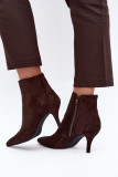 Stiefelette mit Stiletto-Absatz aus braunem Kunstveloursleder