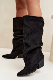 Stiefeletten aus Veloursleder mit gerafftem Schaft und Absatz, schwarz