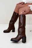 Gefütterte braune Stiefel mit Blockabsatz aus Kunstleder