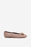 Beige Ballerinas mit Schmuckverzierung